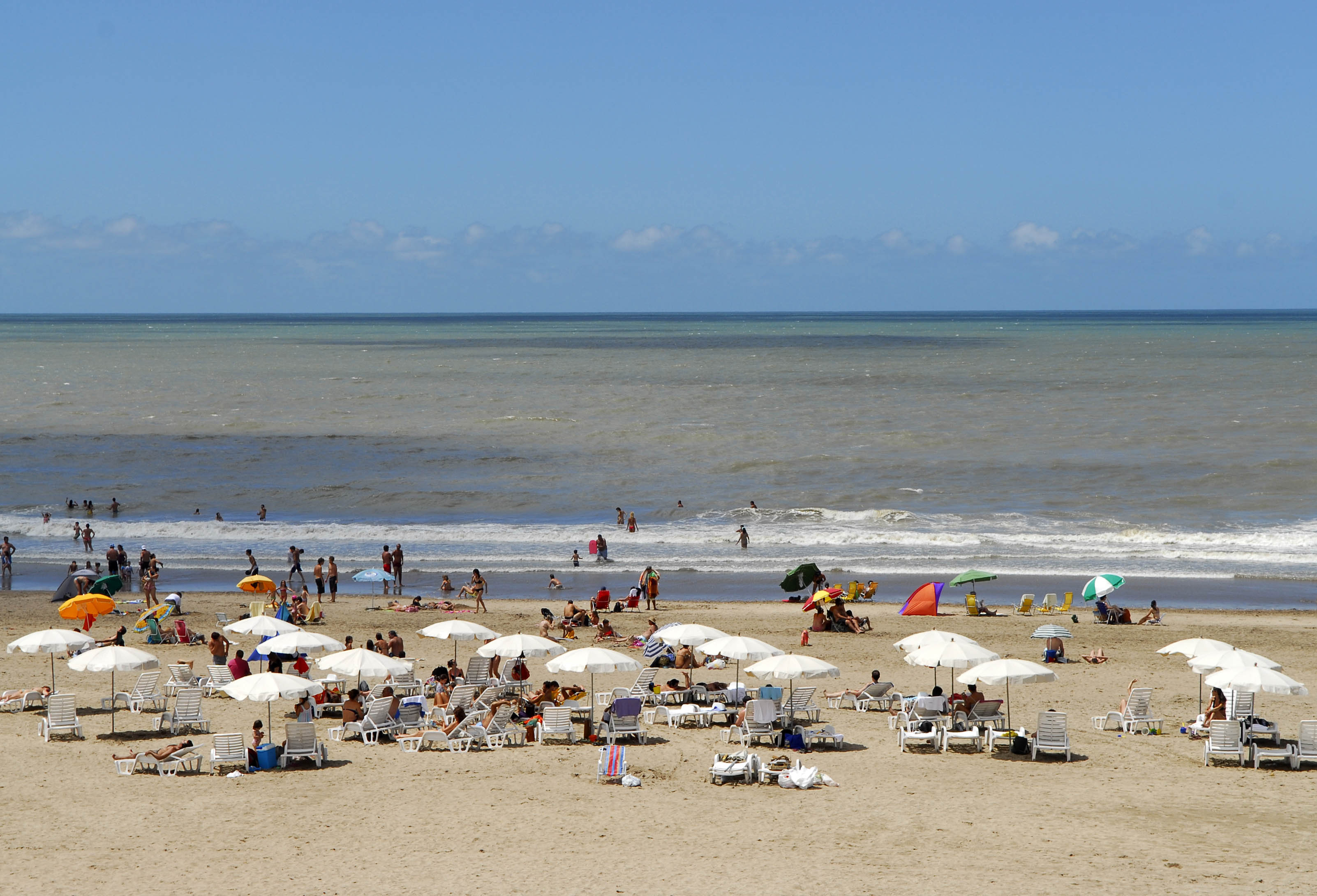 La amplitud de las playas convierte a Mar de las Pampas es un destino diferente de la costa bonaerense (clickear para agrandar imagen)